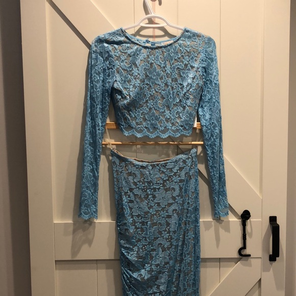 Rubber ducky blue lace mermaid two piece dress - Picture 1 of 11
